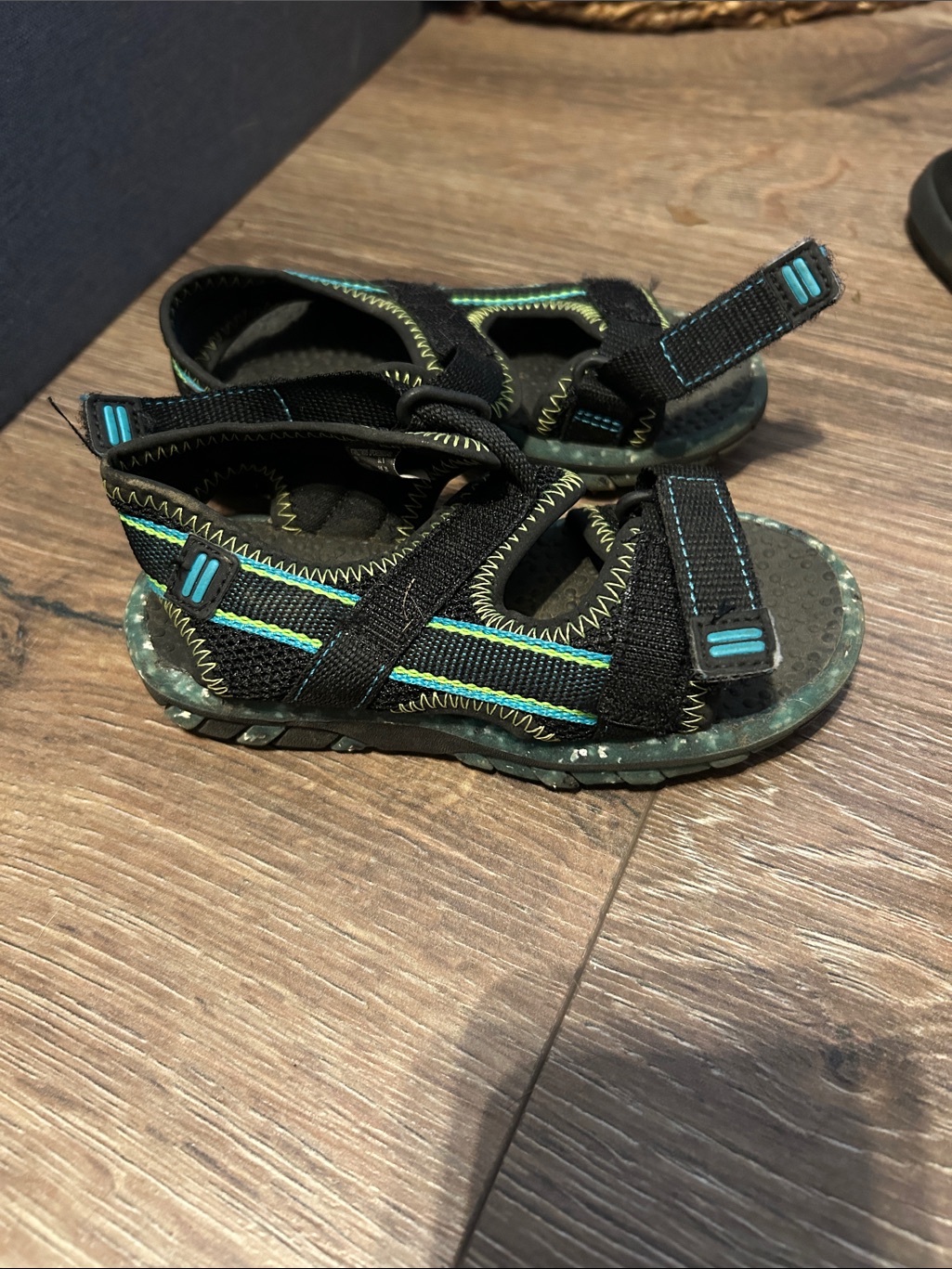 Wonder Nation Black And Teal Kids Active Sandals